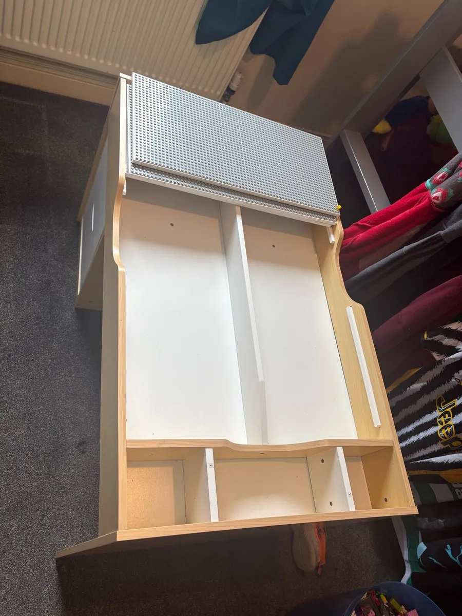 Lego table - Image 2