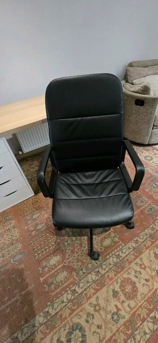Chair - Image 2