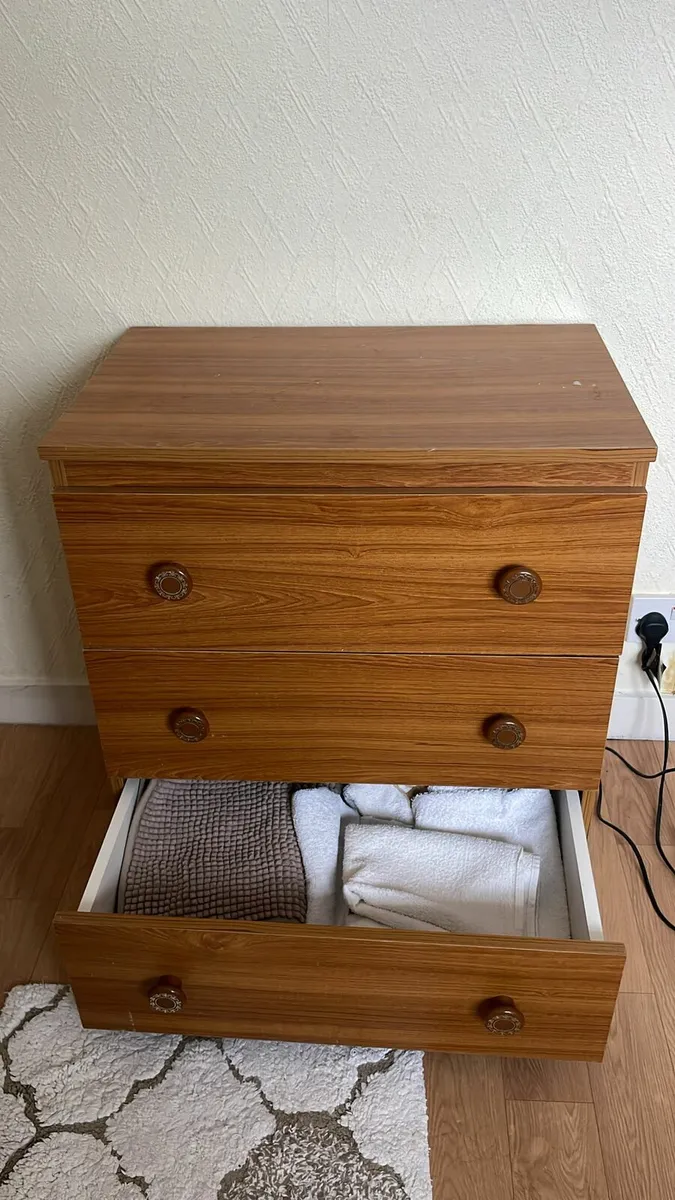 Chest of Drawers - Image 3