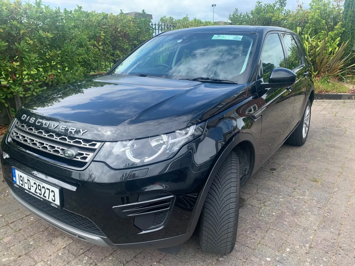 Land Rover Discovery Sport 2019 - Image 1