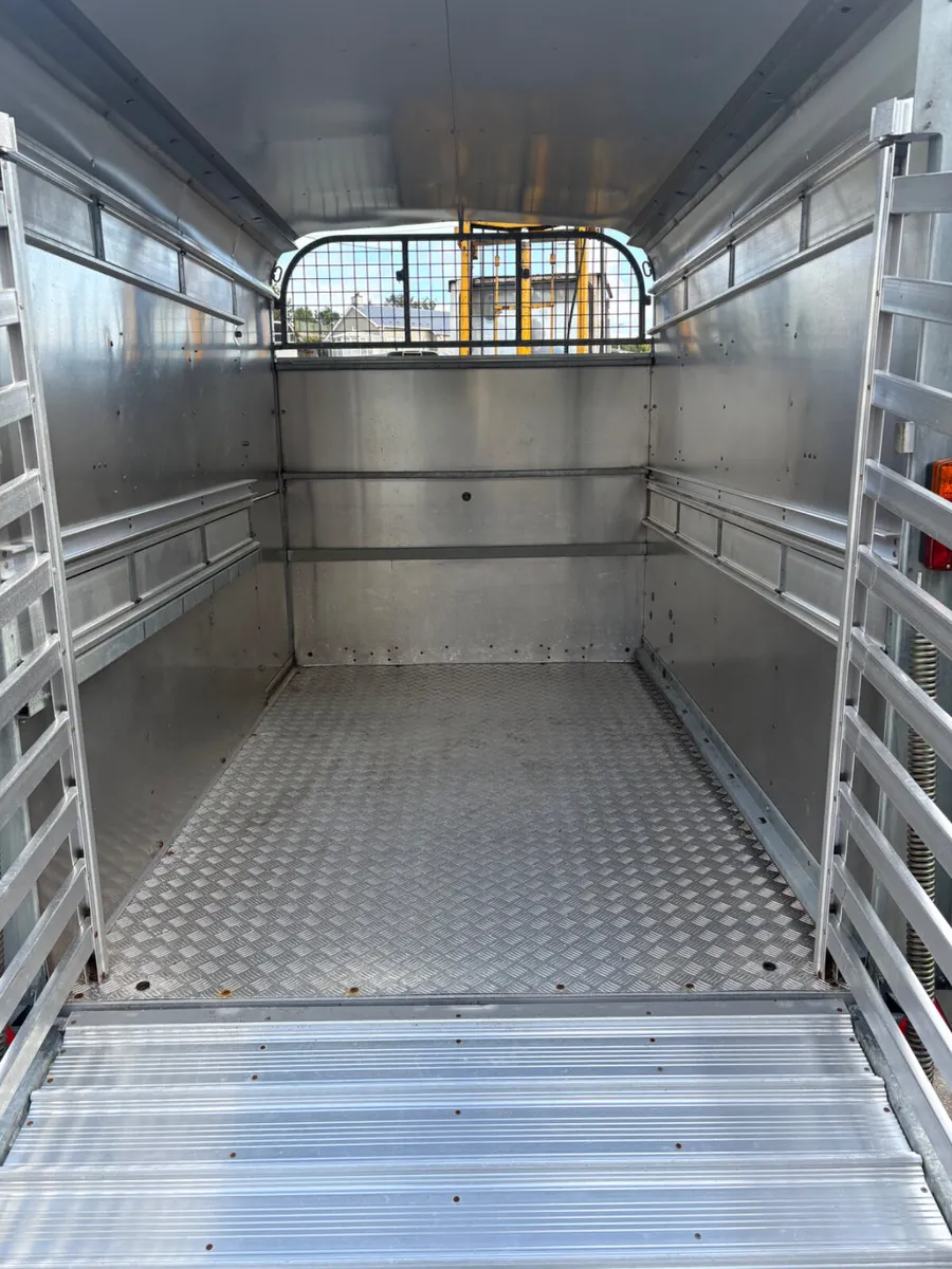 Ifor Williams 8x5 Cattle Trailer - Image 4