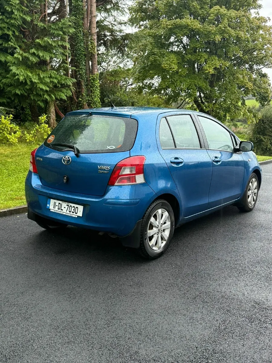 Toyota Yaris 2011 - Image 1