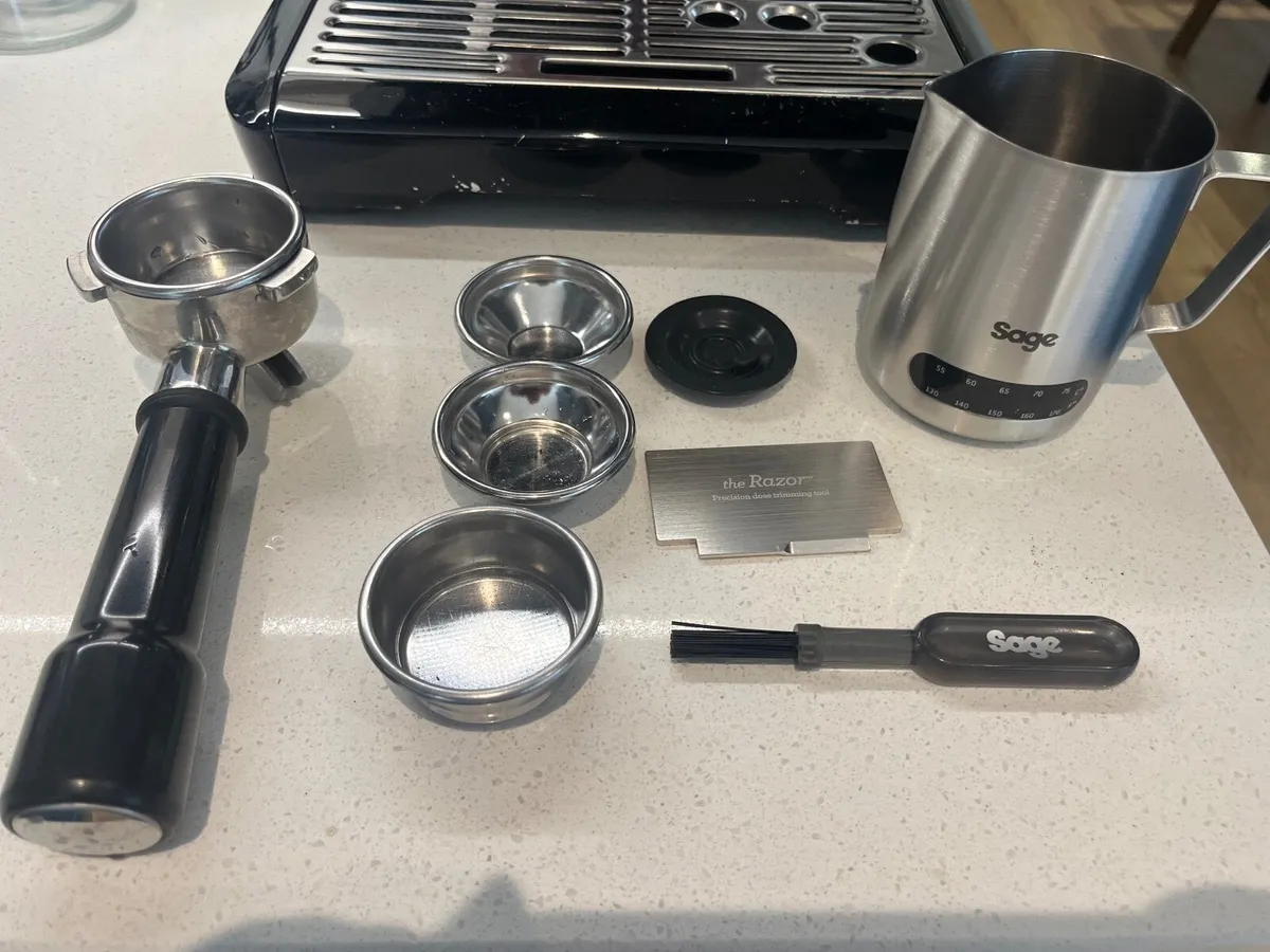 Sage Barista Express Coffee Machine - Image 4