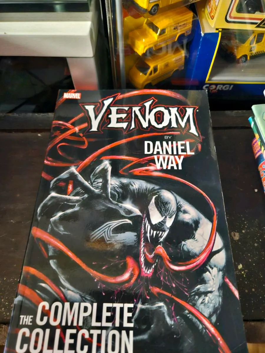 Book Marvel Venom