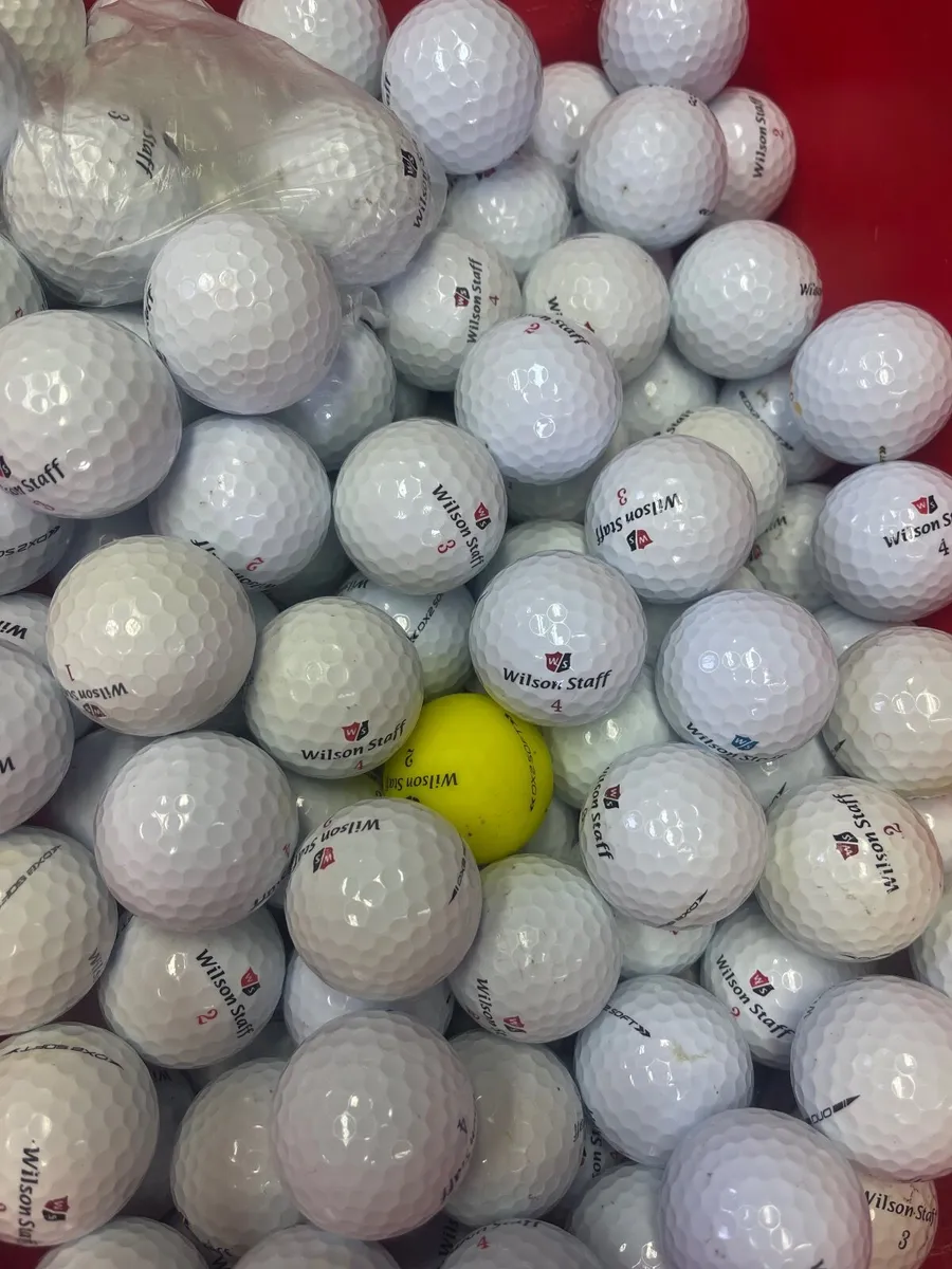 100 Wilson Staff Golf Balls - Very Good