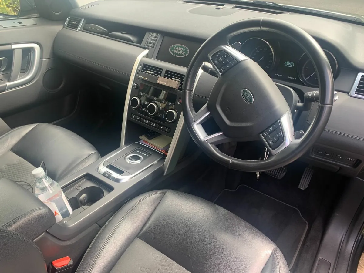 Land Rover Discovery Sport 2019 - Image 3