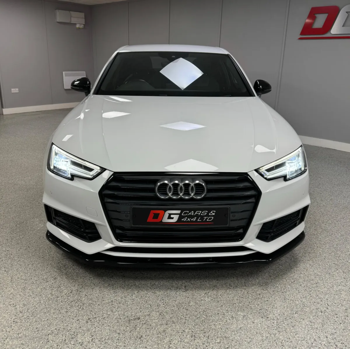2016 Audi A4 2.0 TDI S Line Automatic - Image 2