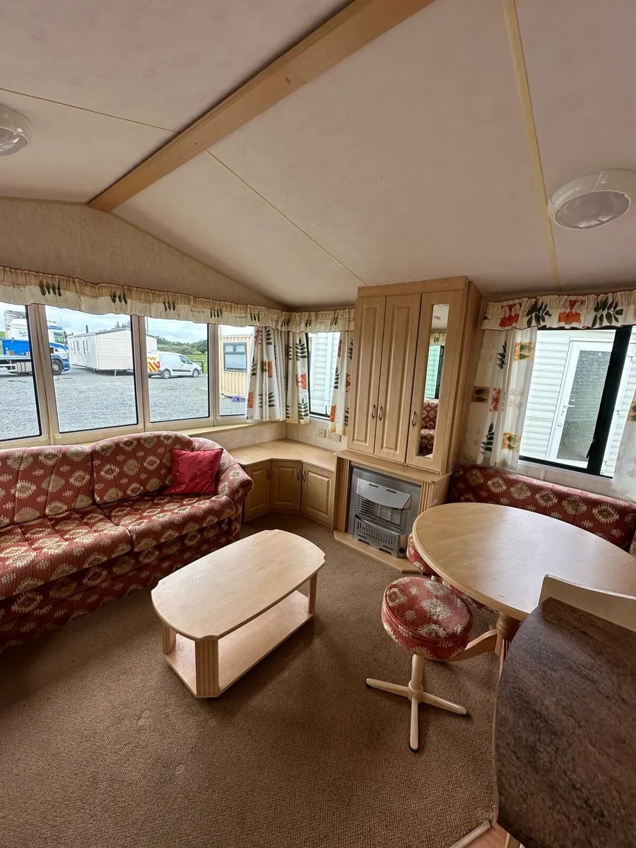 Willerby Westmorland 28 x 12 / 2 Bed - Image 3