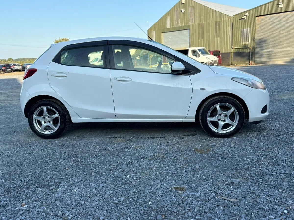 2010 Mazda Demio automatic - Image 3