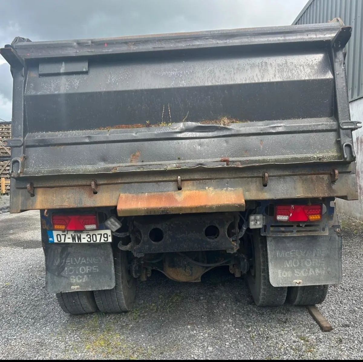 Hino tipper - Image 2