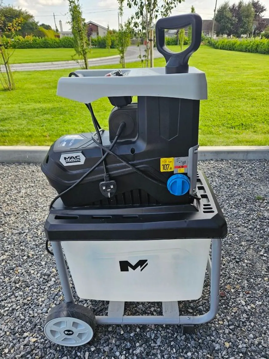 Excellent condition  Mac Allister wood chipper - Image 1