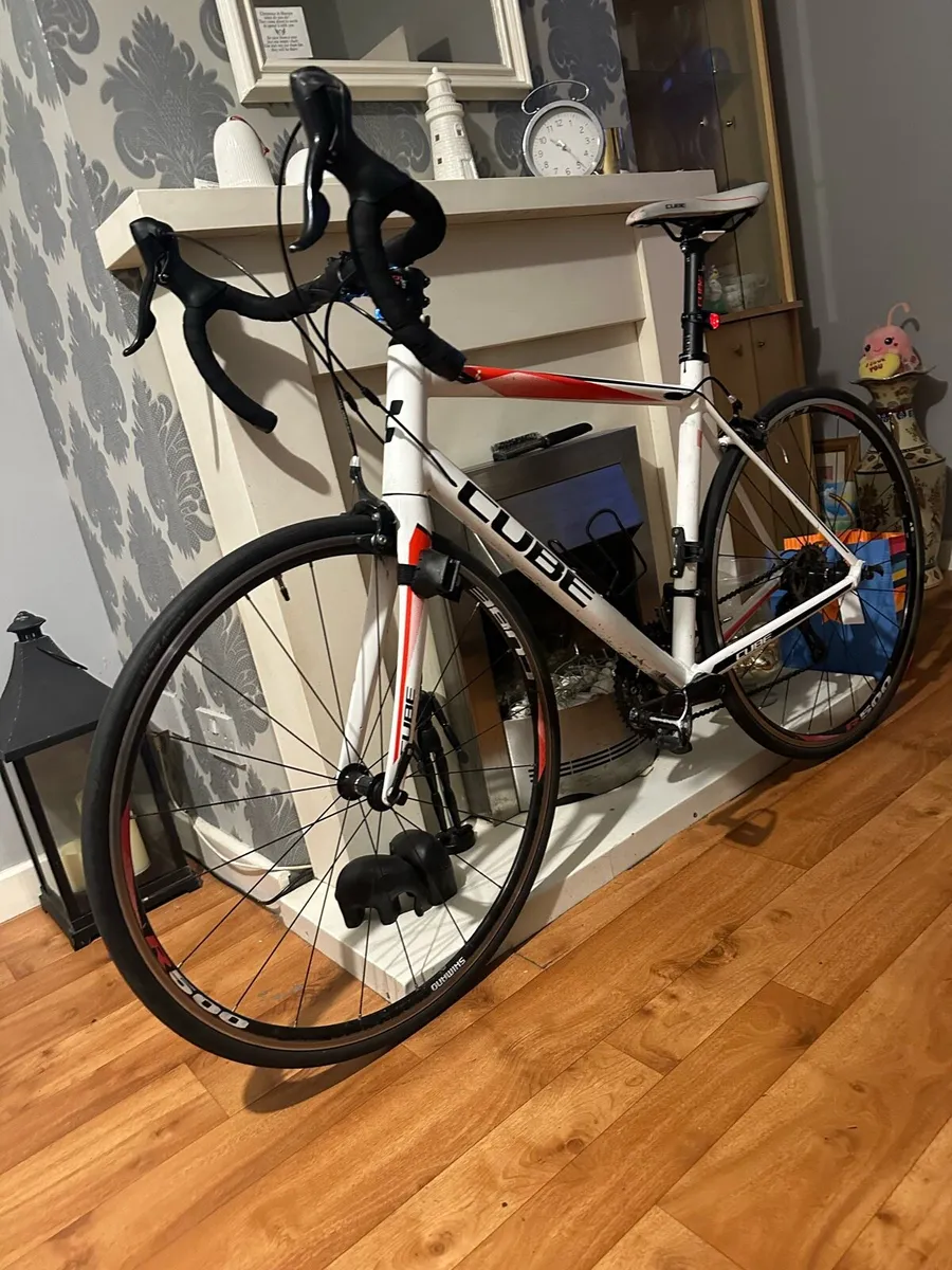 Bike cube peloton pro(reasonable offers accepted) - Image 2