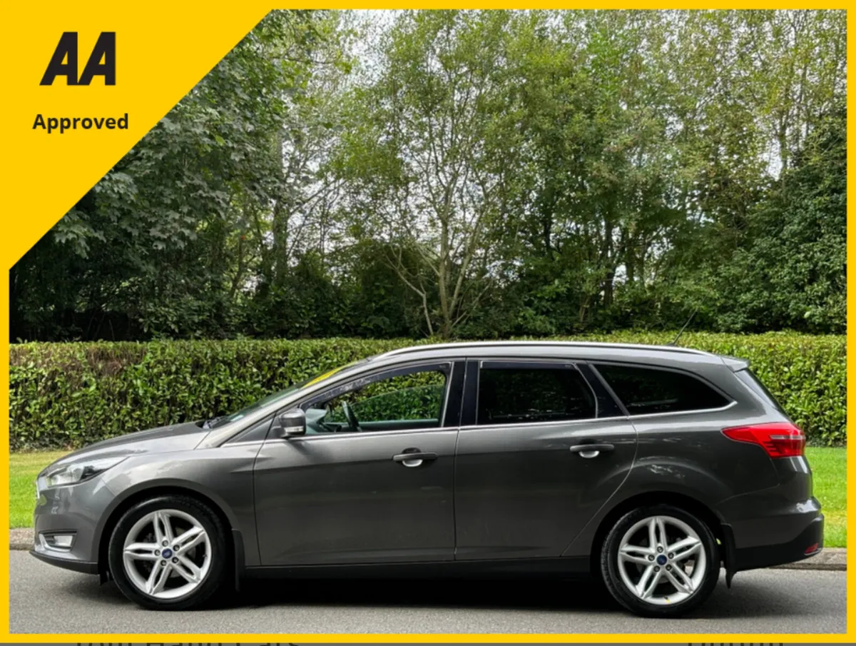 Ford Focus 1.5 TDCI TITANIUM EST 2016 - Image 4