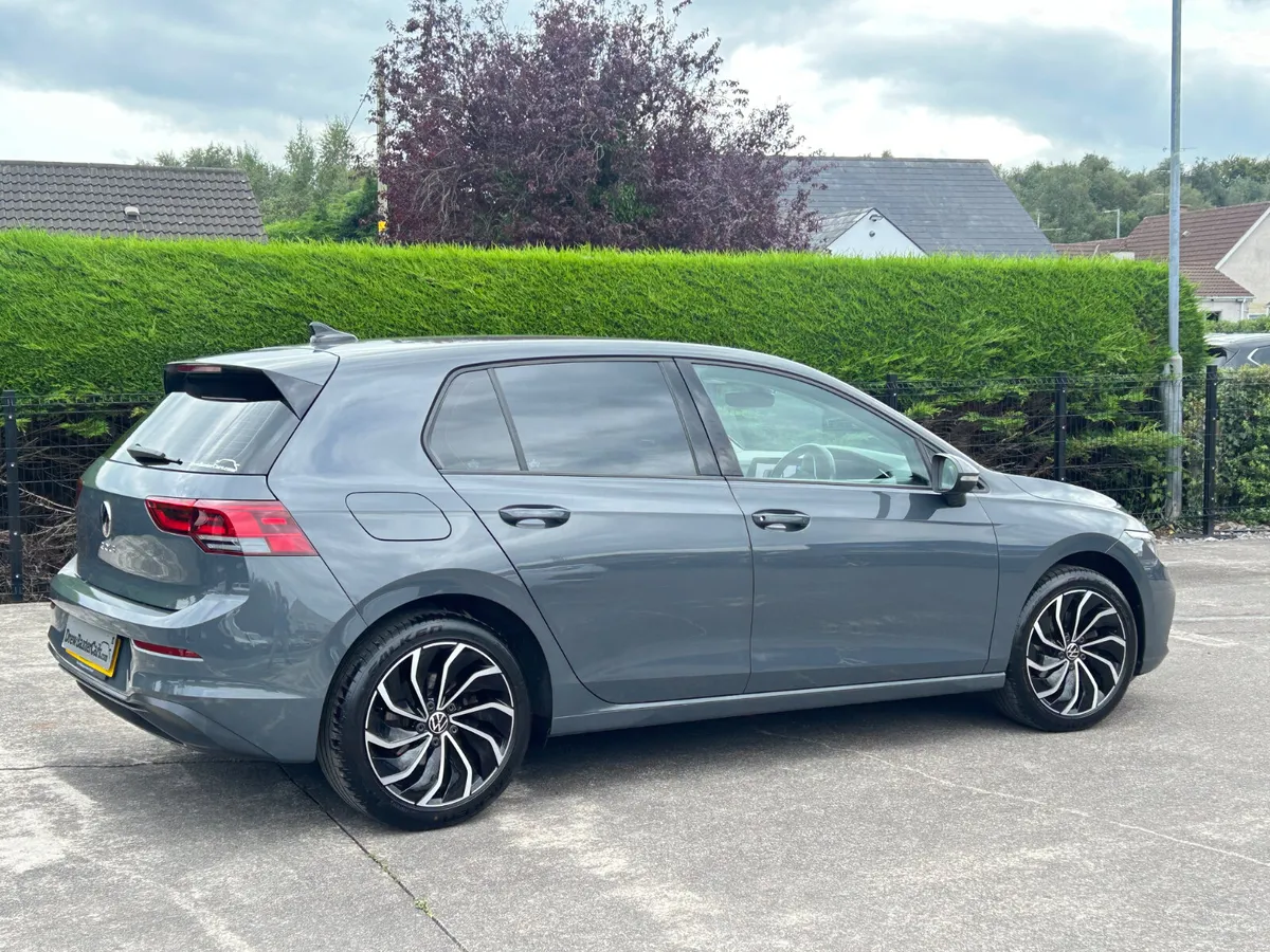 2021Volkswagen Golf 1.5 tsi  life €20500 inc VRT - Image 4