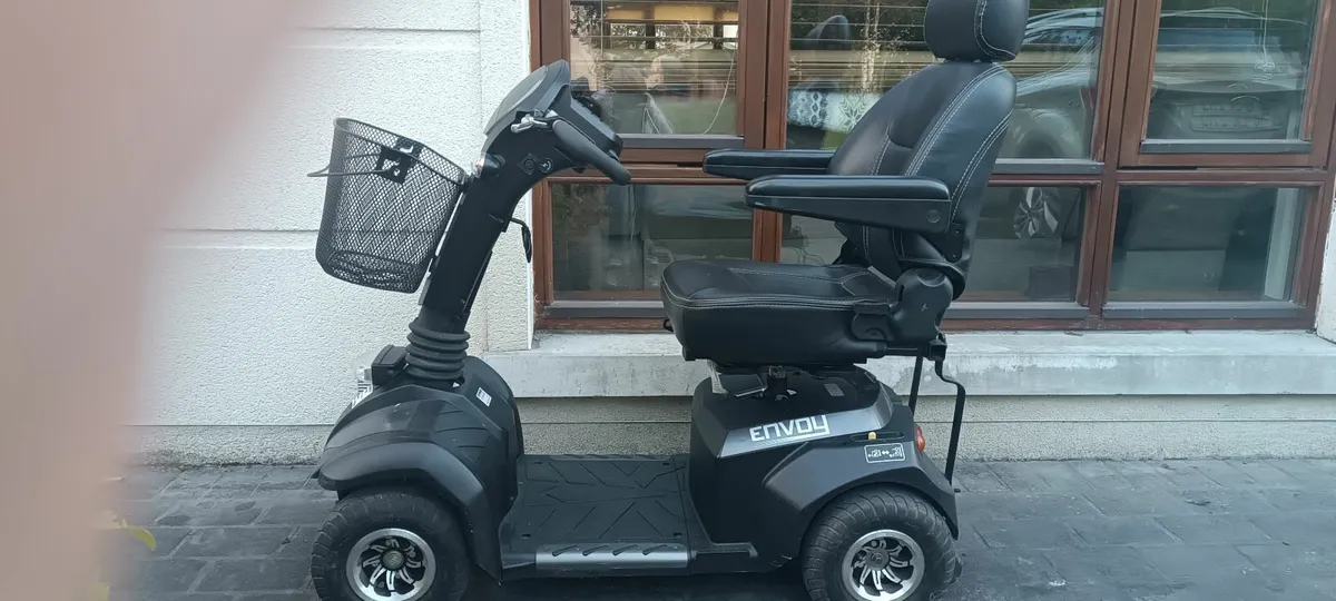 Mobility scooter - Image 1