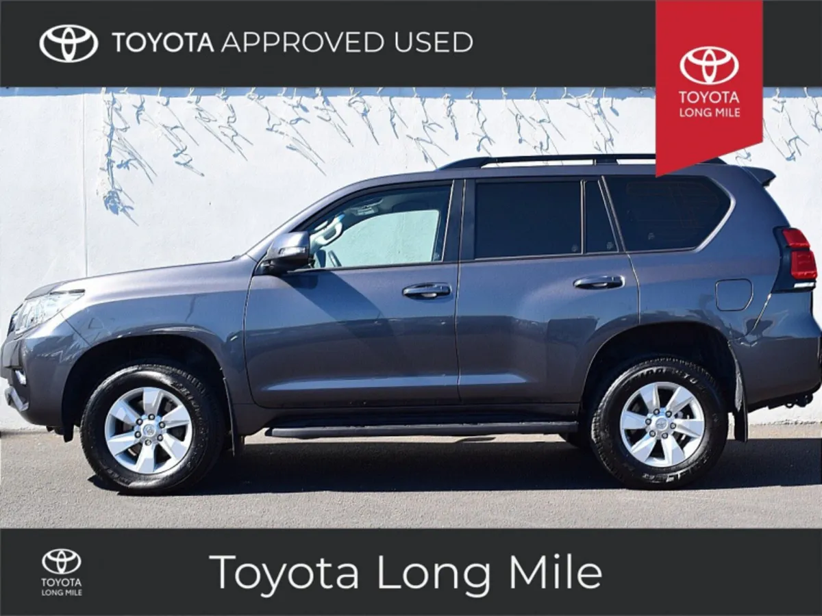 Toyota Land Cruiser 2.8 Commercial LWB Auto Leathe - Image 2