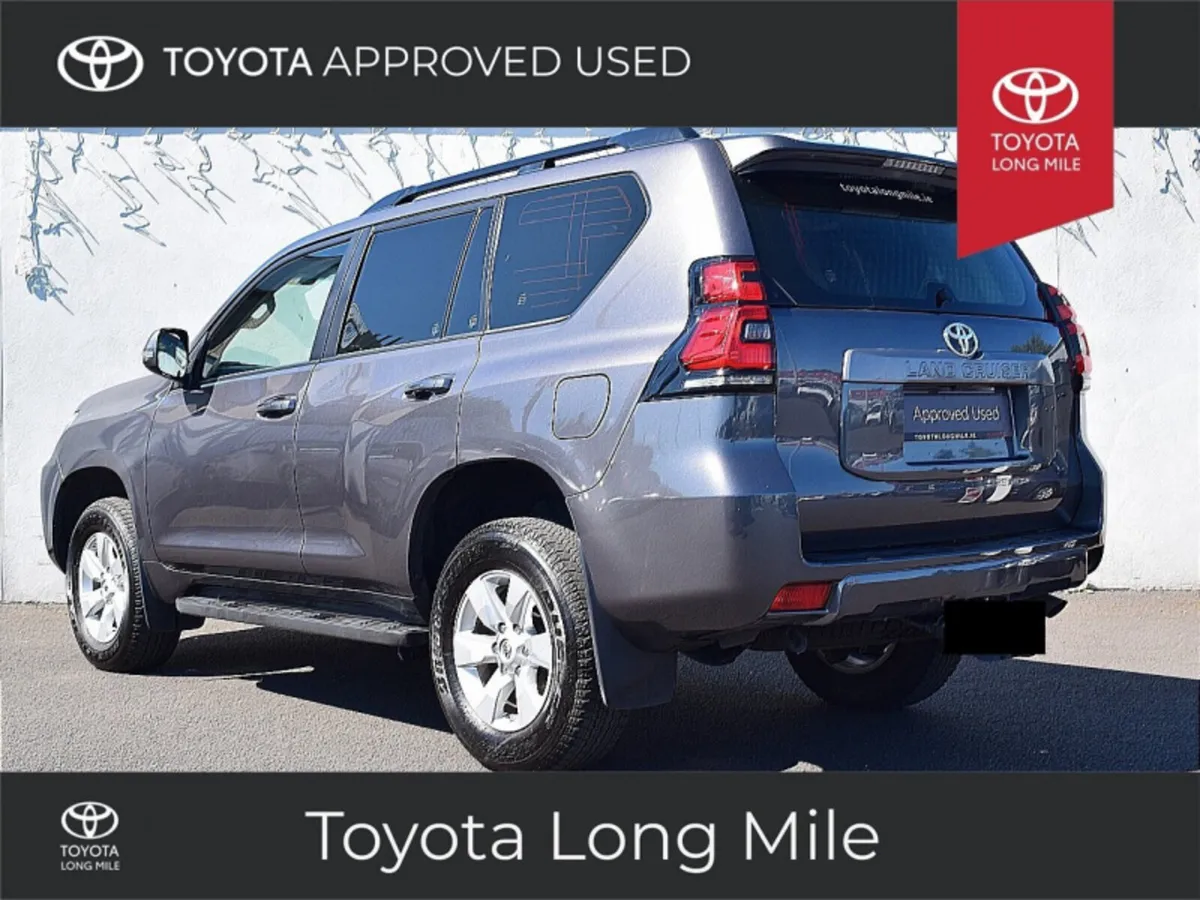 Toyota Land Cruiser 2.8 Commercial LWB Auto Leathe - Image 3
