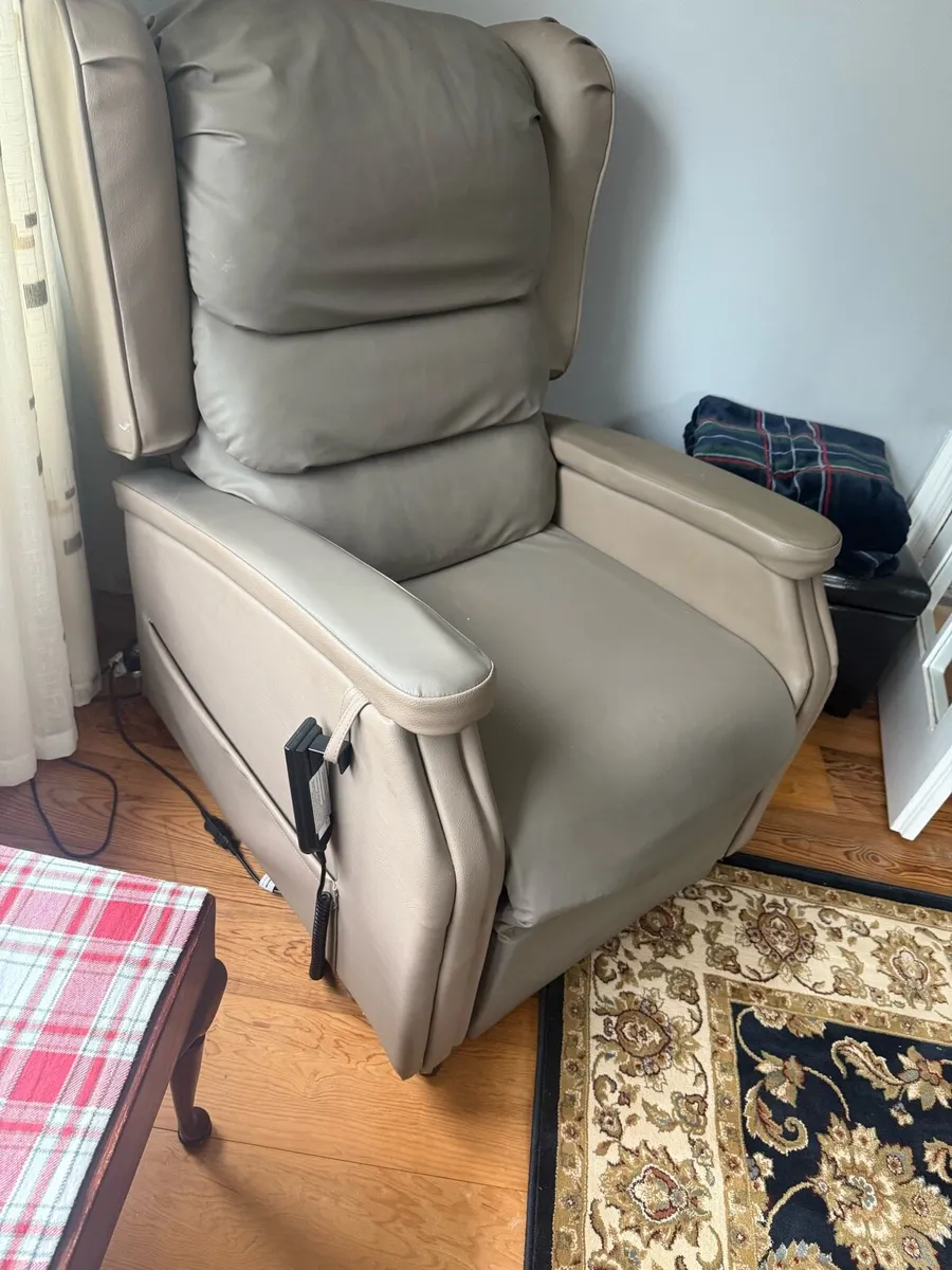Mobility Arm Chair - Image 1