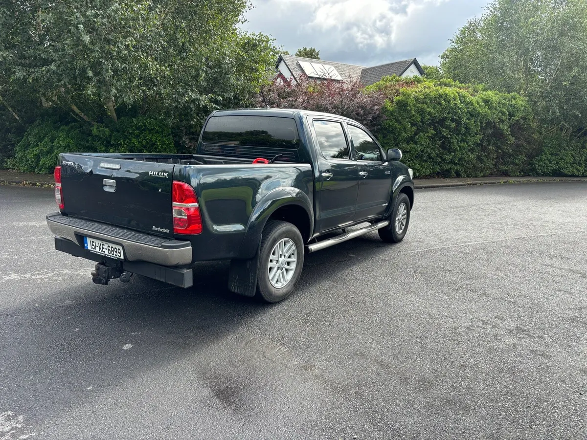 151 Toyota hilux - Image 2