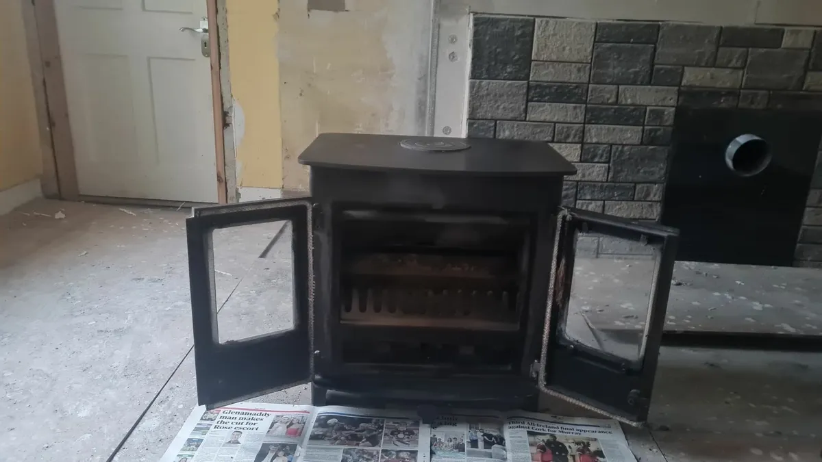 Stove for Sale - Image 1
