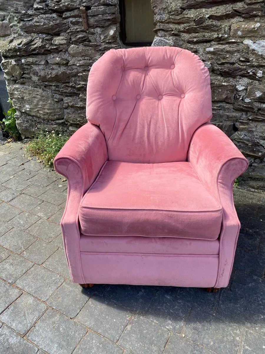 Pink Arm chair - Image 2