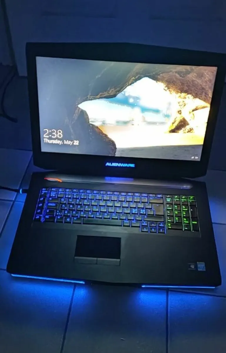 Laptop - Image 1