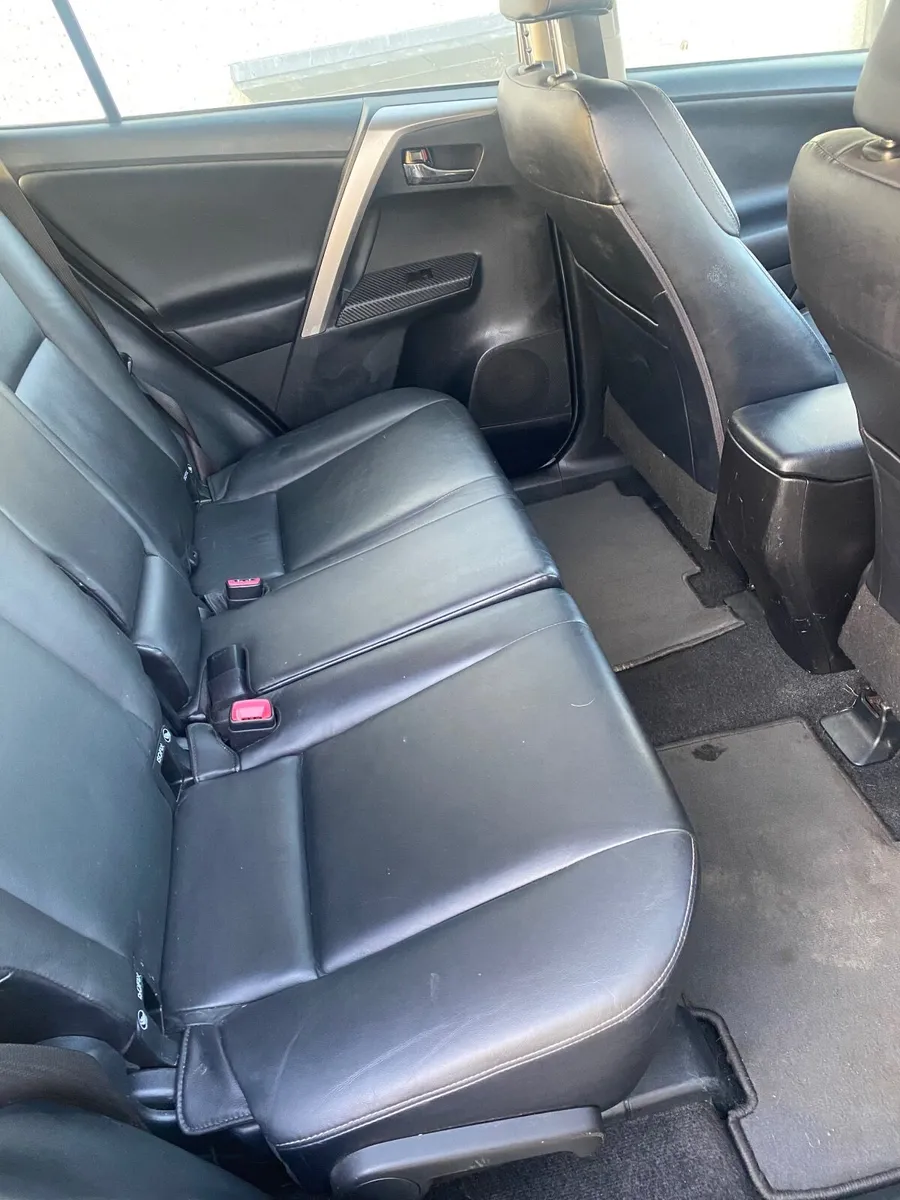 Toyota RAV4 2015 (152) - Image 4