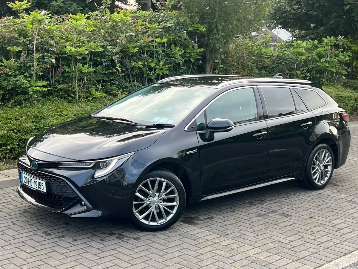 201 TOYOTA COROLA SOL 1.8 HYBRID AUTOMATIC - Image 1