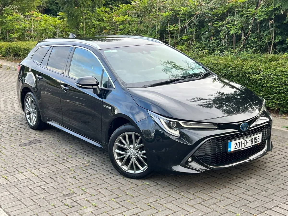 201 TOYOTA COROLA SOL 1.8 HYBRID AUTOMATIC - Image 3