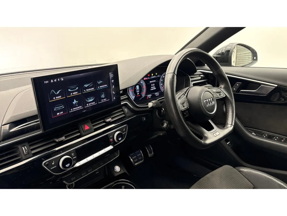 Audi A4 S LN 35TDI MH TDI LINE EDITION BLACK - Image 3