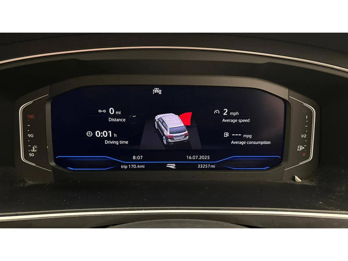 Volkswagen Tiguan R-LINE TDI S-A DSG - Image 4