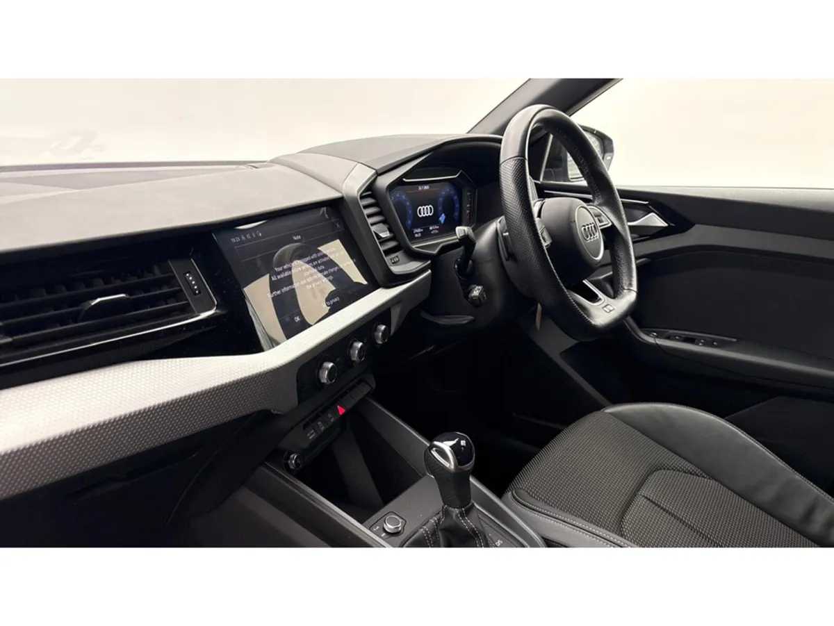 Audi A1 S LINE 35 TFS SPORTBACK TFSI EDITION BLACK - Image 3
