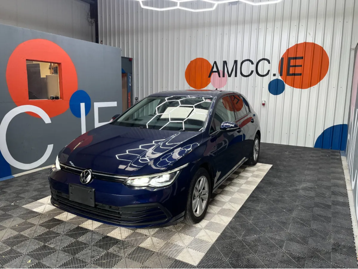 Volkswagen Golf 1.0 ETSI ACTIVE / 51k KMs / REVERS - Image 3
