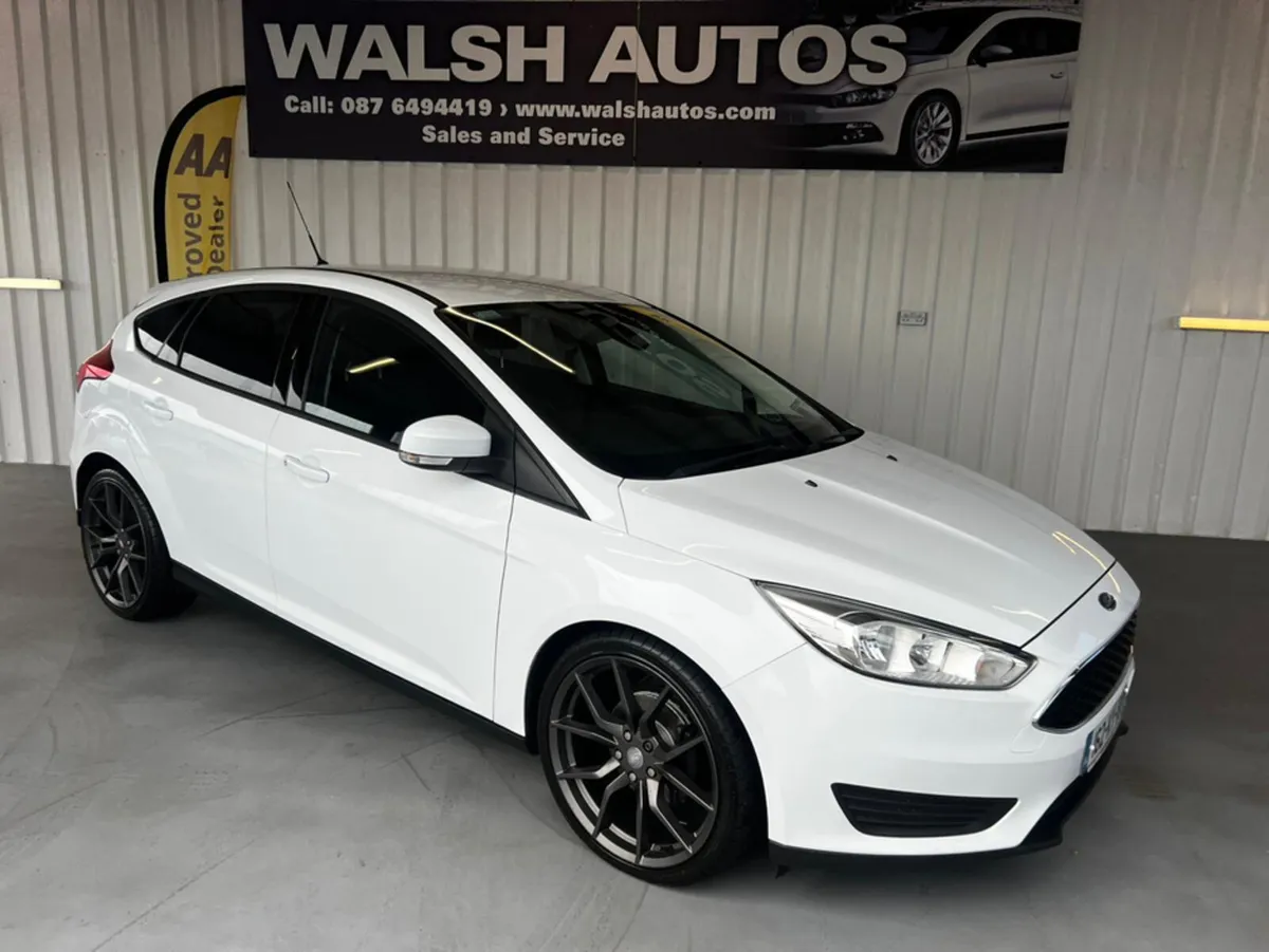 Ford Focus 1.5 TDCI STYLE ECONETIC 105PS 5DR - Image 3