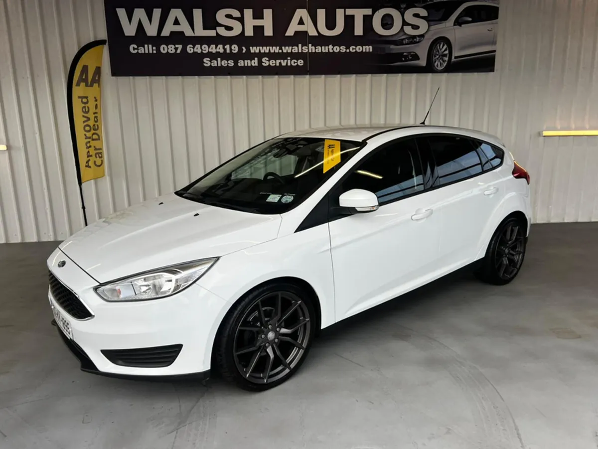 Ford Focus 1.5 TDCI STYLE ECONETIC 105PS 5DR - Image 4
