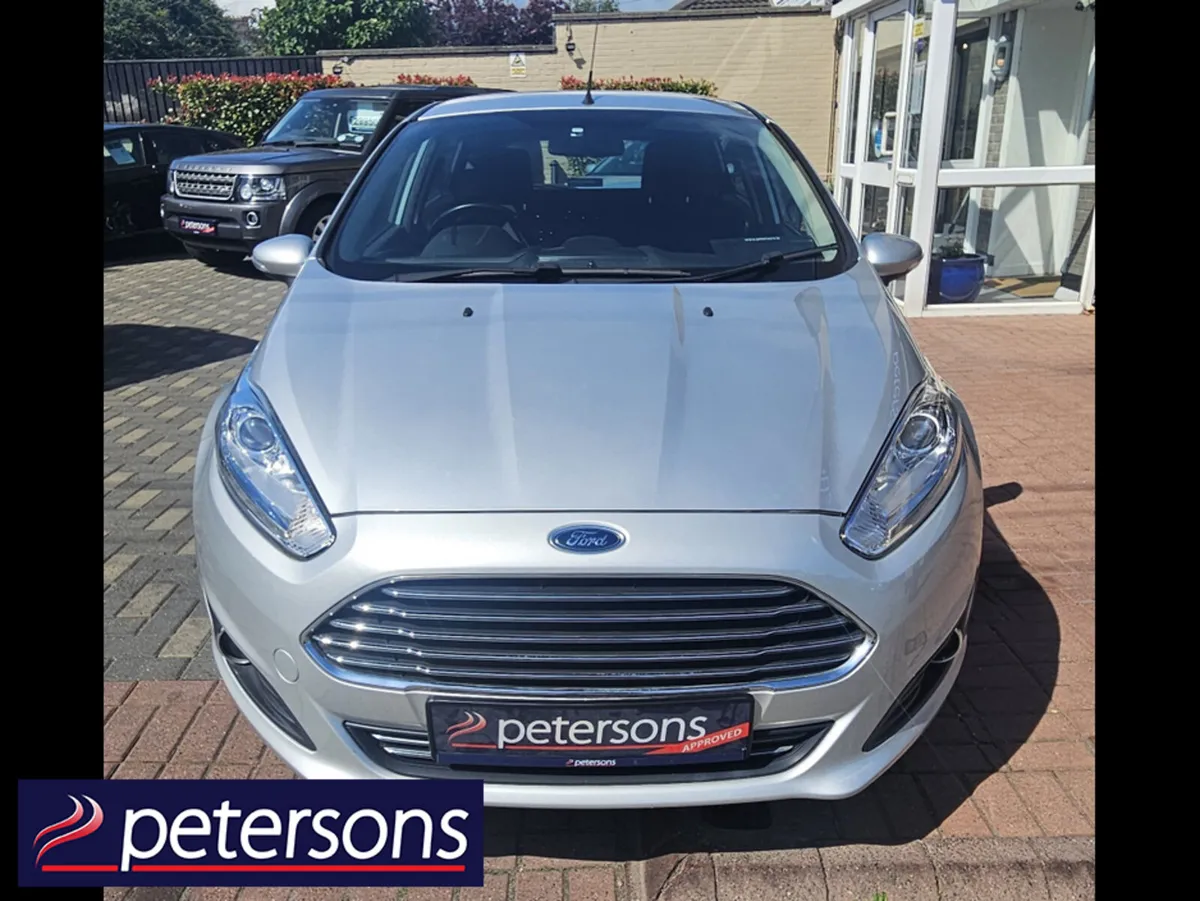 Ford Fiesta MCA TITANIUM 1.25 60PS M5 5 5DR - Image 4