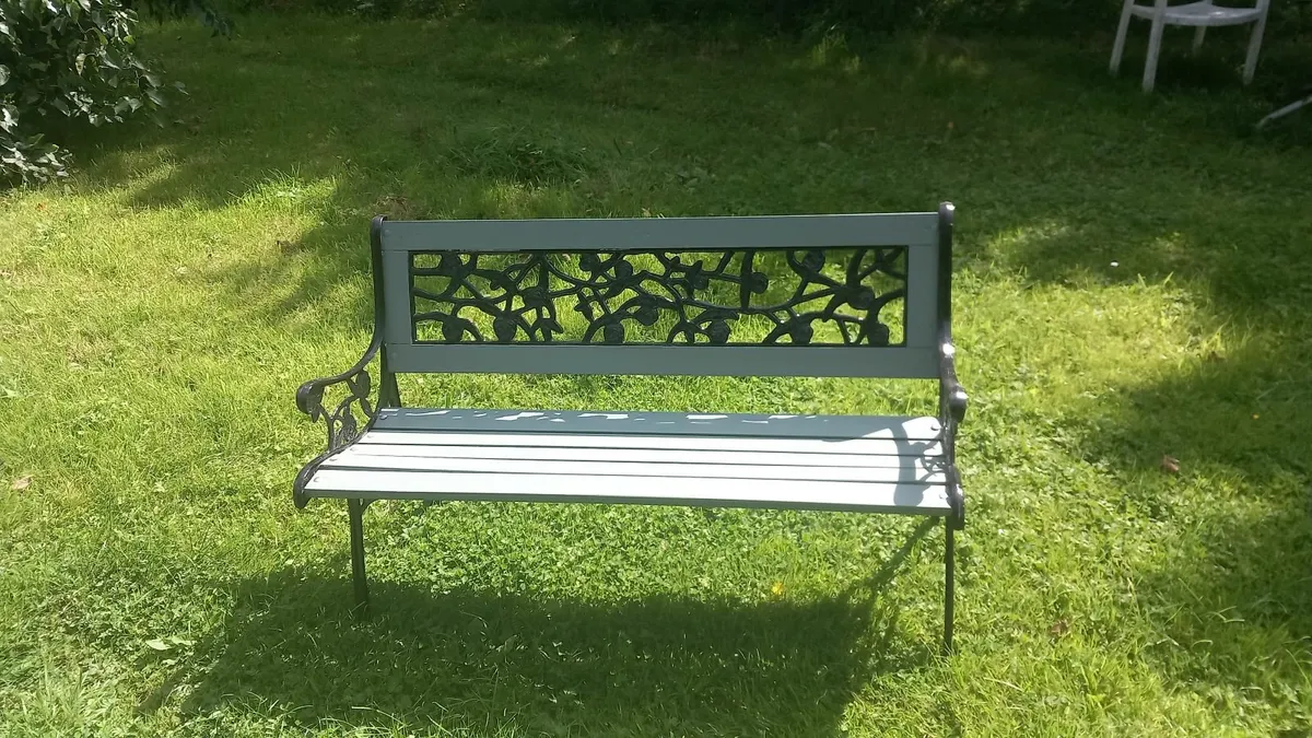 Garden bench - Image 2