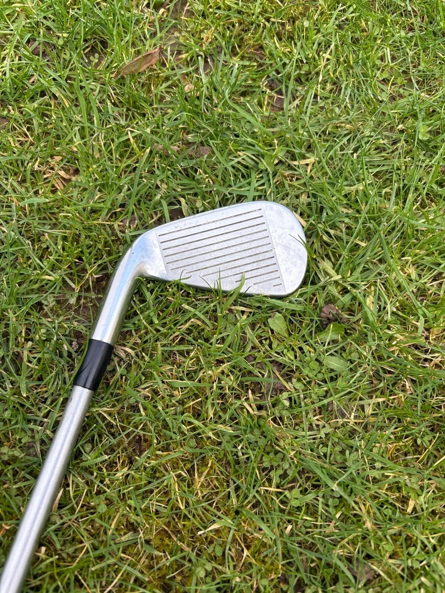 Mizuno 3 Iron - Image 2