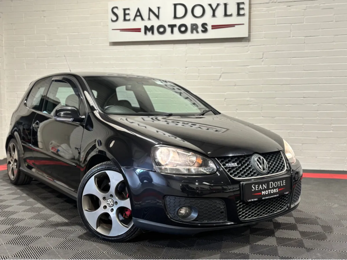 Volkswagen Golf 2.0 GTI 3DR 200BHP BLACK LEATHER H - Image 2
