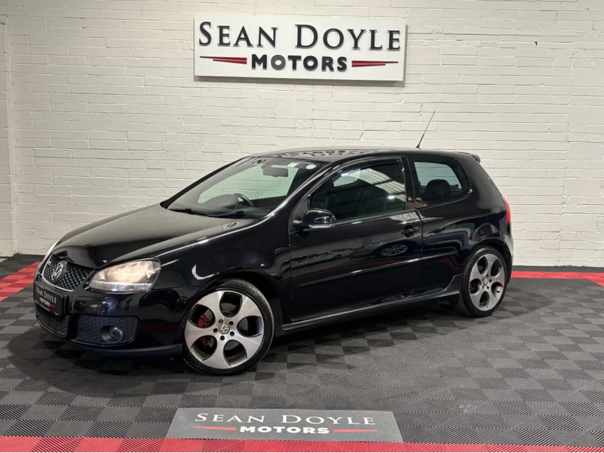 Volkswagen Golf 2.0 GTI 3DR 200BHP BLACK LEATHER H - Image 3
