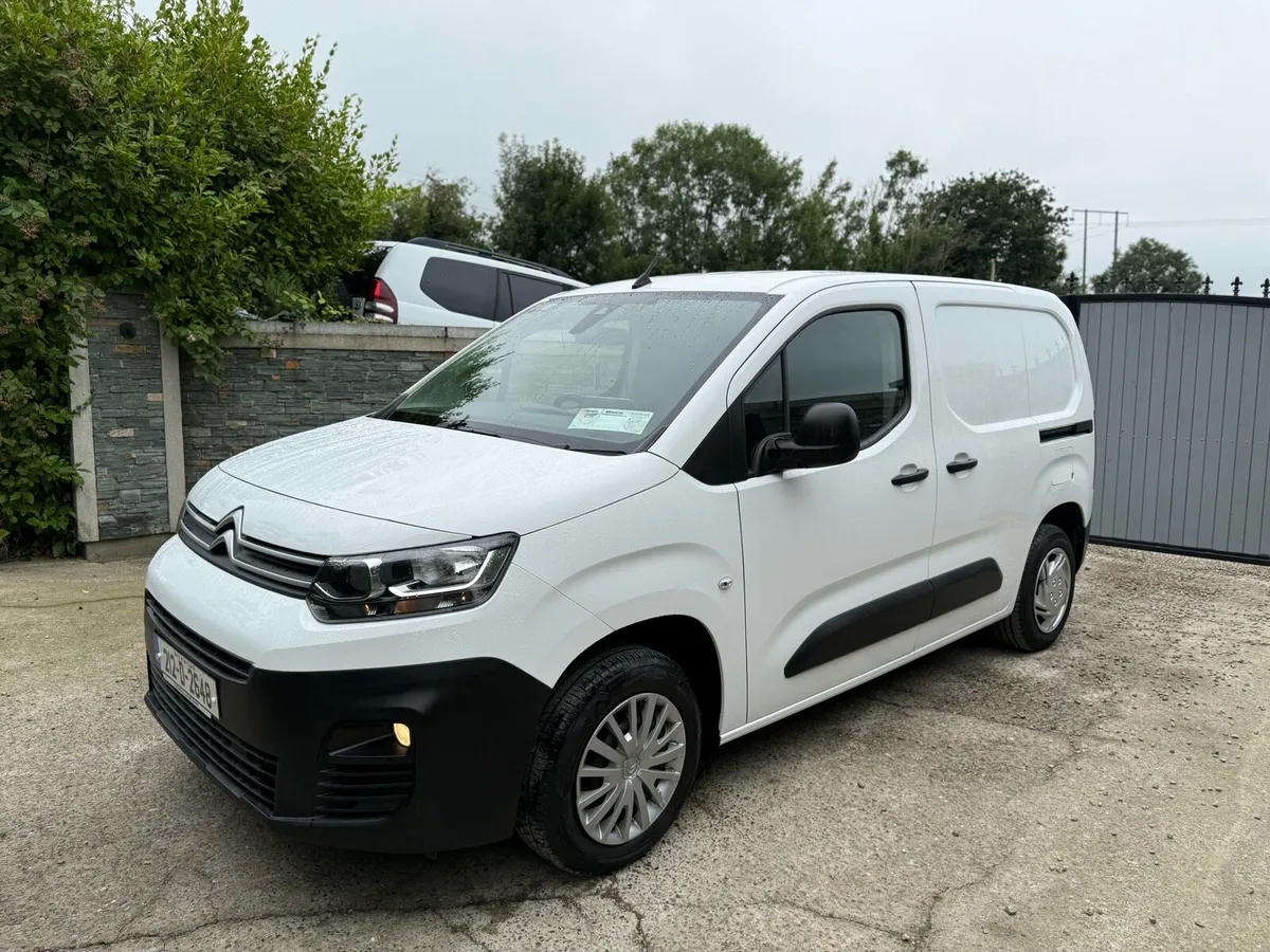 2021 (212) Citroen berlingo 3 seater No vat - Image 2
