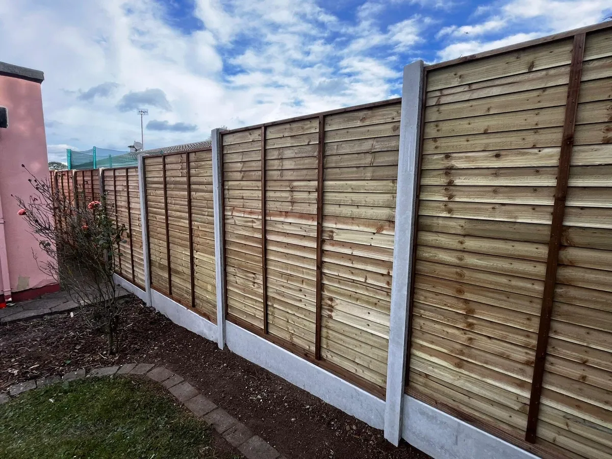 Fence concrete Hposts,panels VAT reg - Image 2
