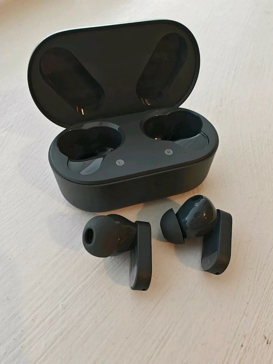 OnePlus Nord Buds 2 - Image 2