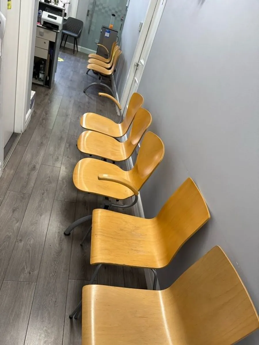 chairs reception - Image 3