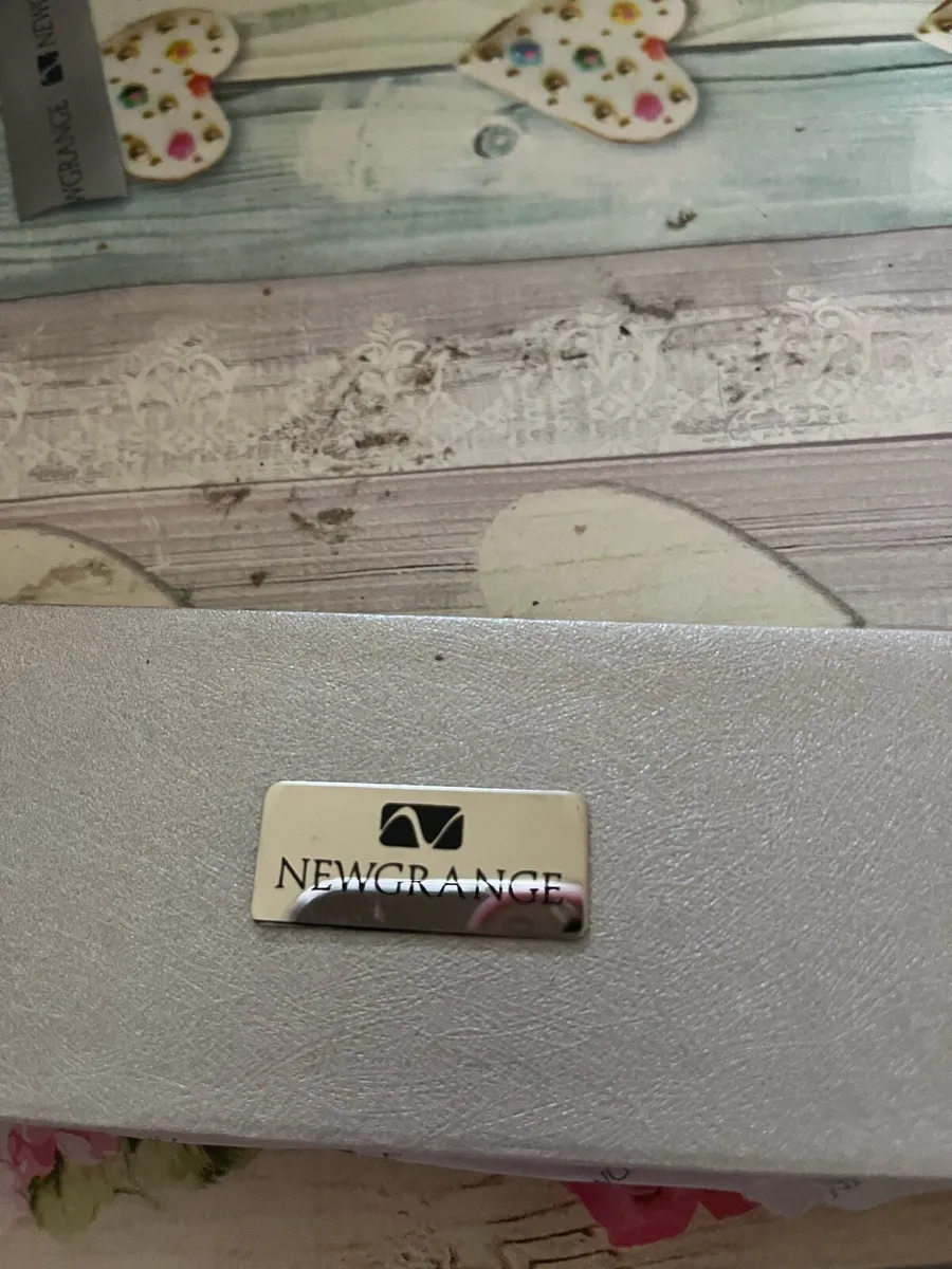 Newgrange rose gold bracelet - Image 2