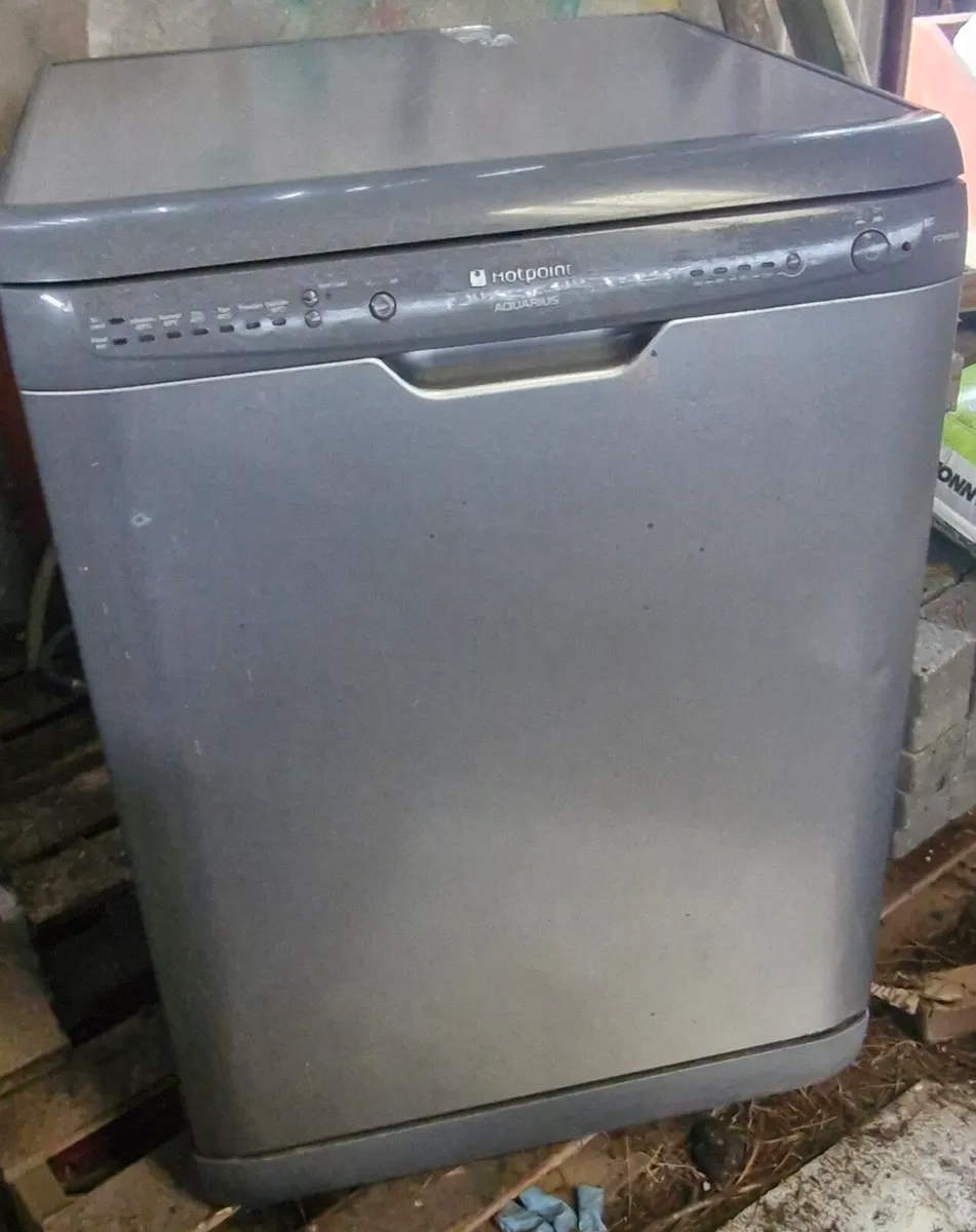 Dishwasher - Image 1