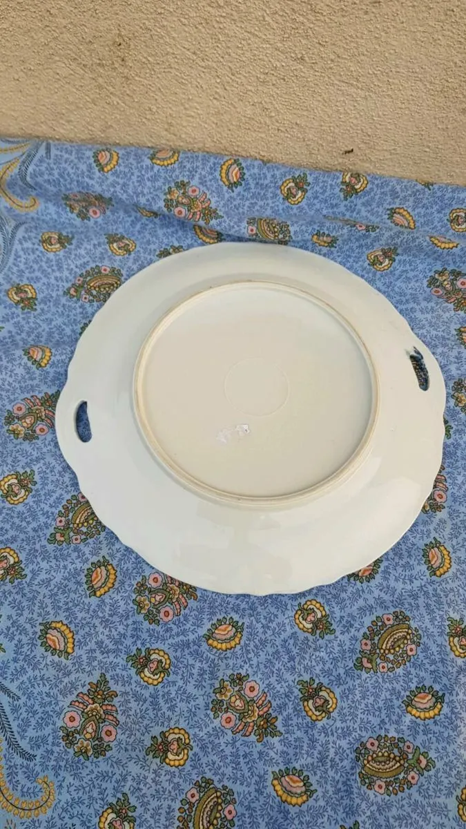 Blue round willow style service plate - Image 2