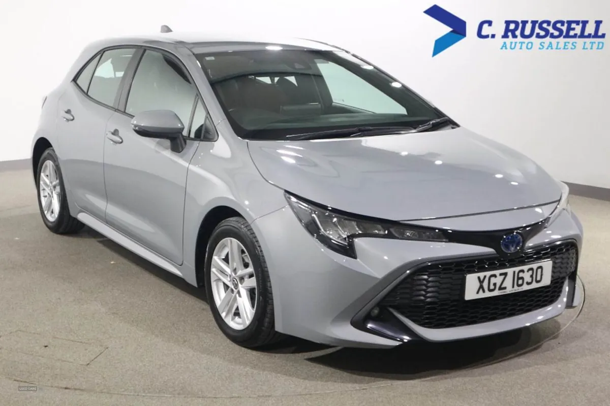 Toyota Corolla Hatchback - Image 3