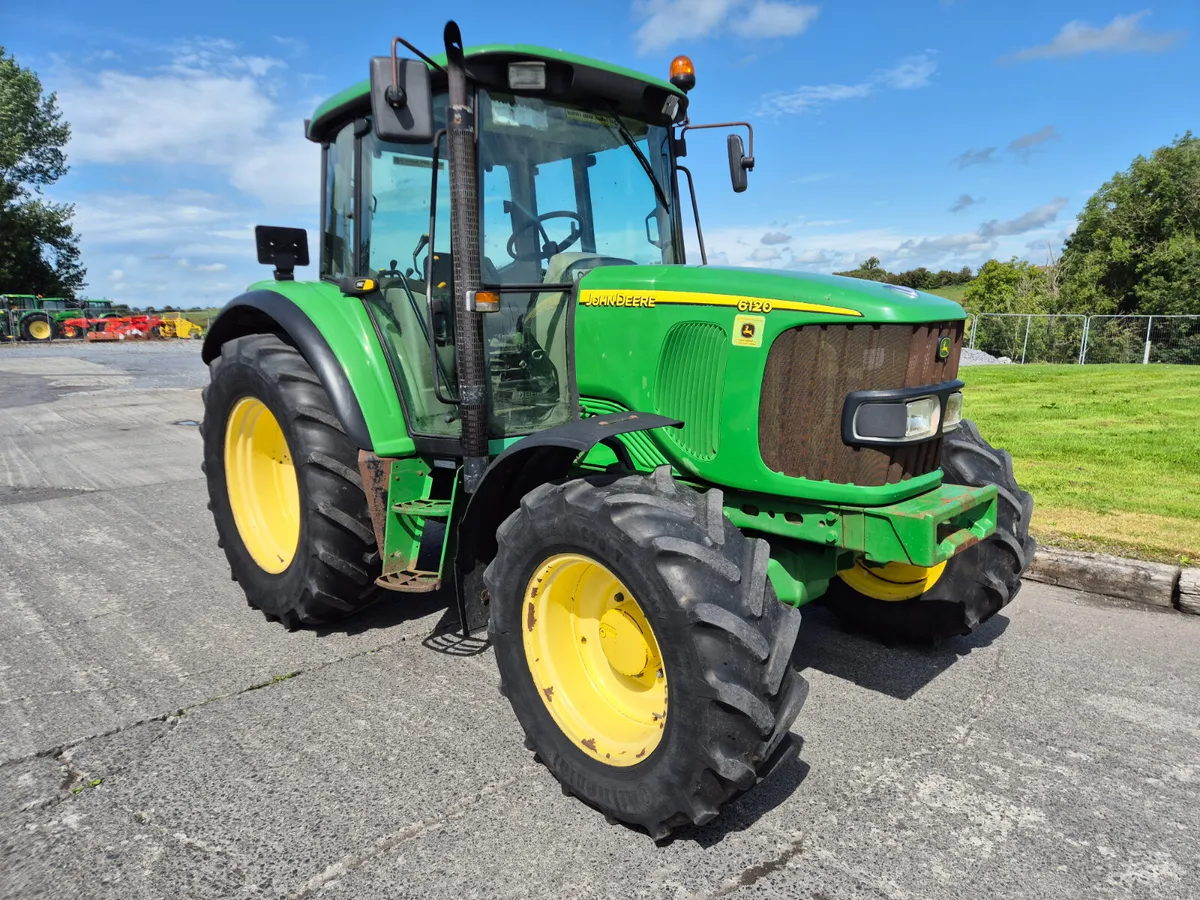 John Deere 6120 2006 - Image 1