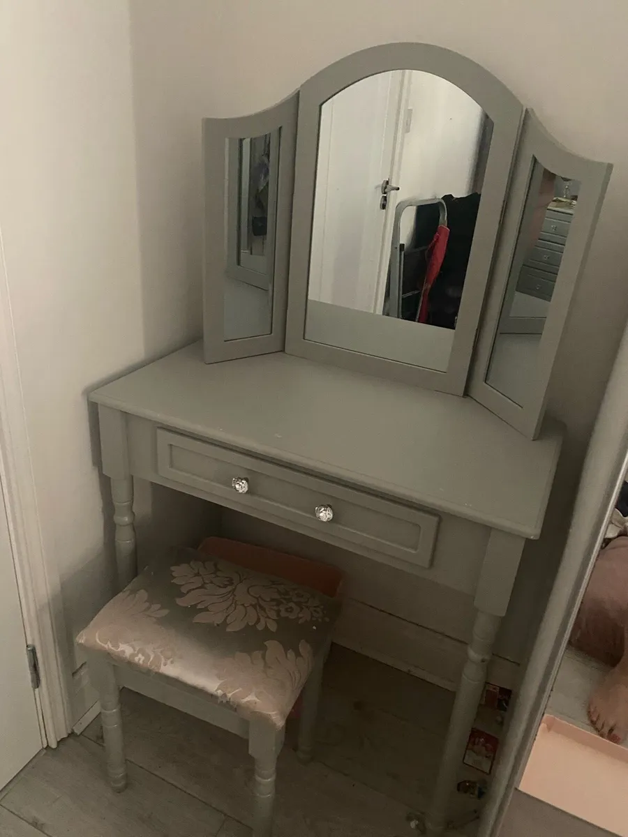 Dressing Table Grey - Image 1